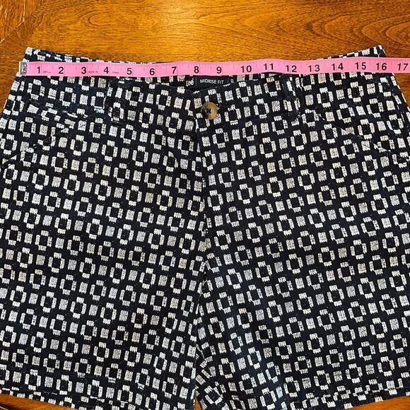 Lee mid rise chino shorts size 12 - Picture 10 of 13
